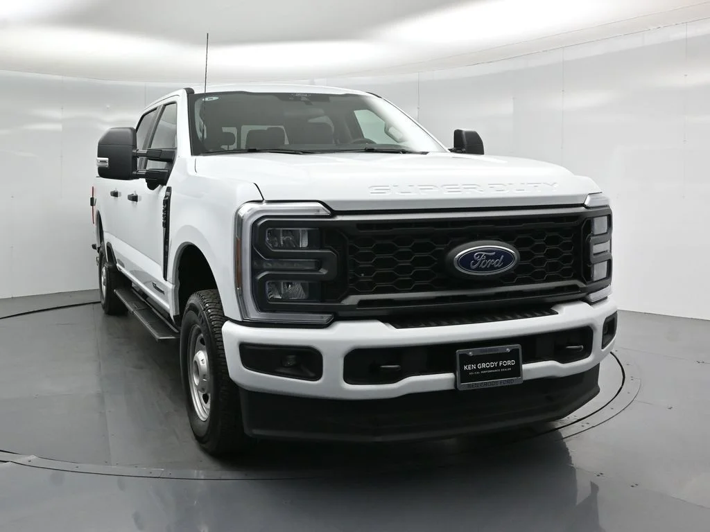 Certified Used 2025 White Ford XL image 50