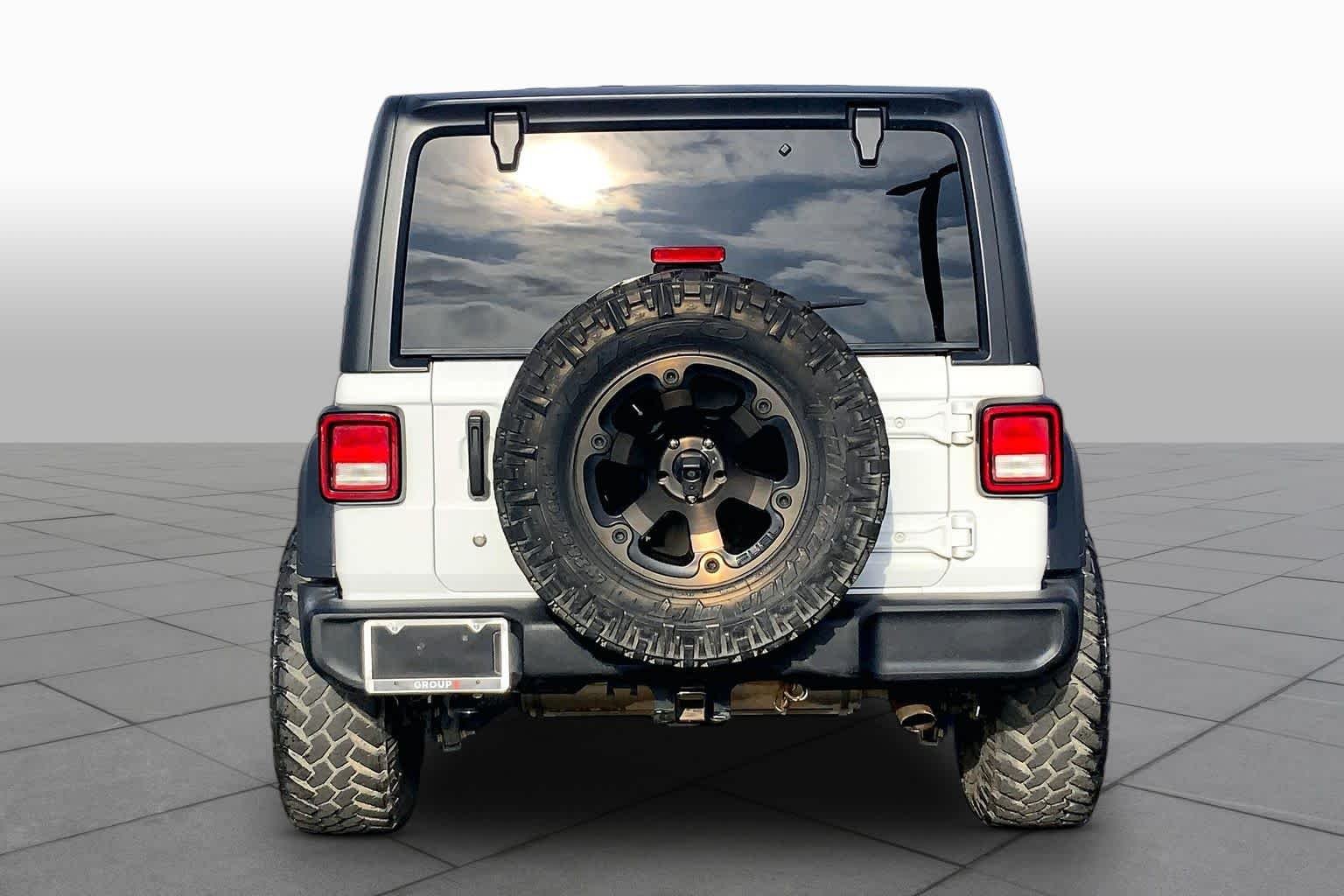 Used 2019 Bright White Clearcoat Jeep Sport S image 5