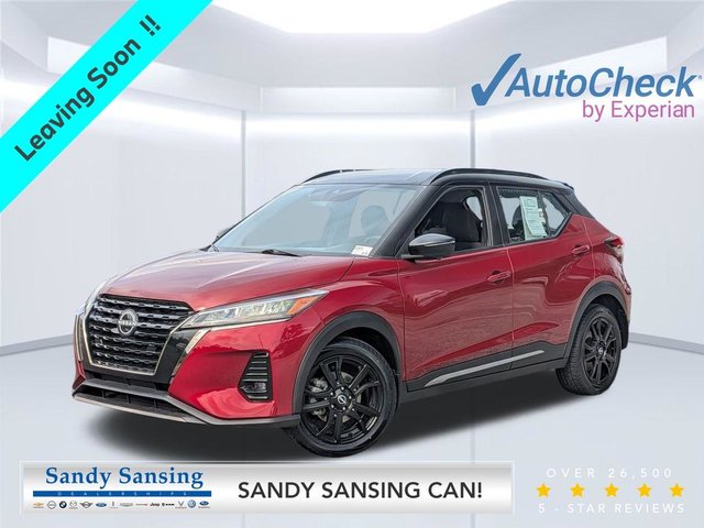 2022 Nissan Kicks SR