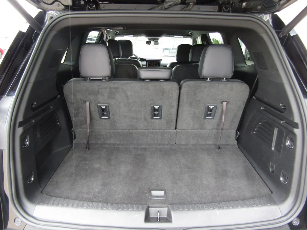 Used 2024 Black GMC Elevation image 37