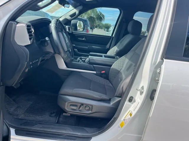 Used 2025 White Toyota SR5 image 9