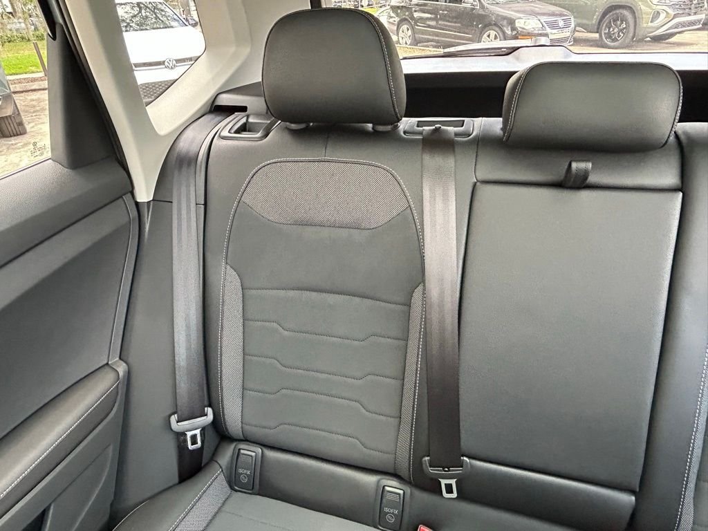 New 2026 Gray Volkswagen 1.5T SE Black image 11