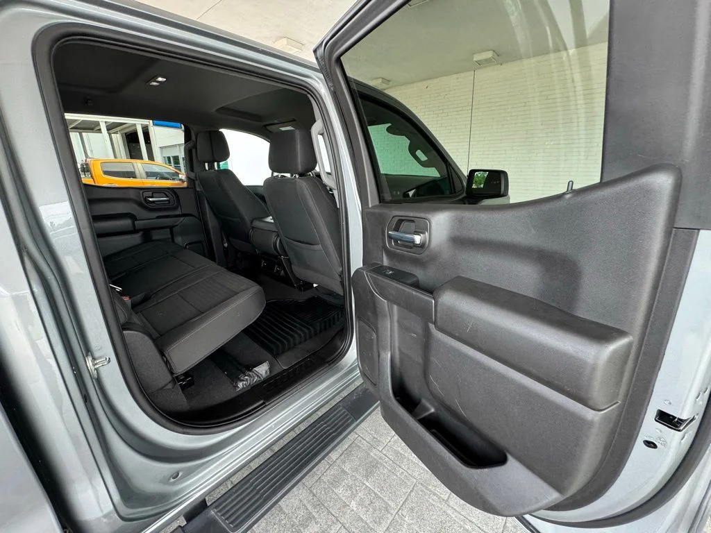 Used 2023 Gray Chevrolet Custom image 24