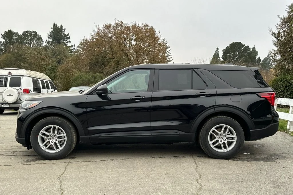 New 2026 Black Metallic Ford Active 100A image 7