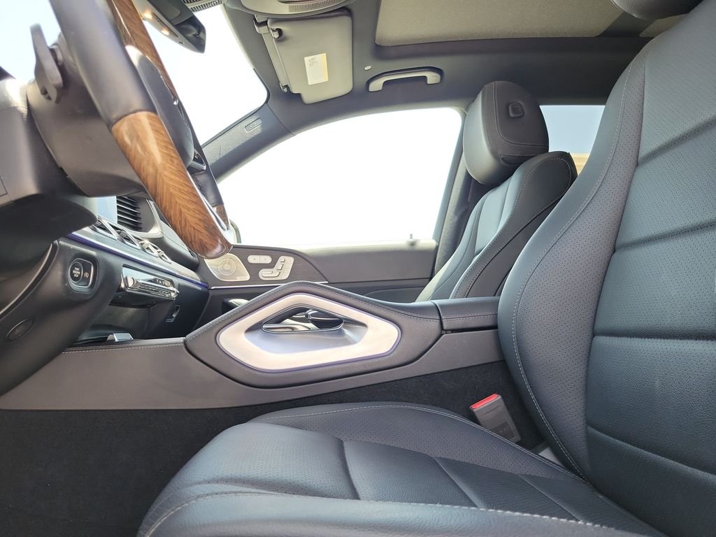 Certified Used 2022 Black Mercedes-Benz GLS 450 image 22