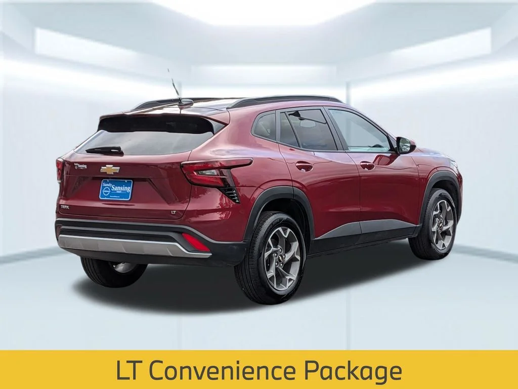 Used 2025 Red Chevrolet LT image 7