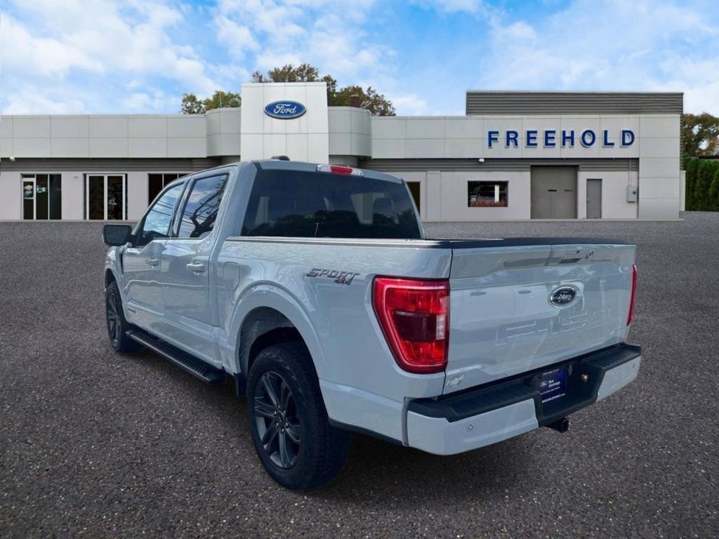Certified Used 2023 Avalanche Ford XLT image 6