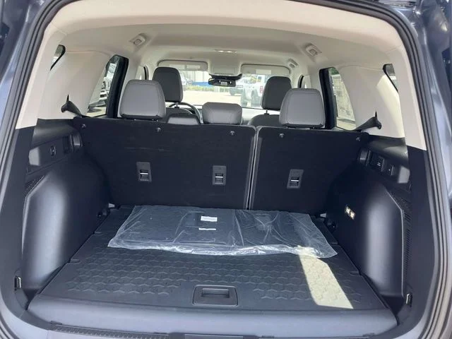 New 2026 Carbonized Gray Metallic Ford Badlands® image 8