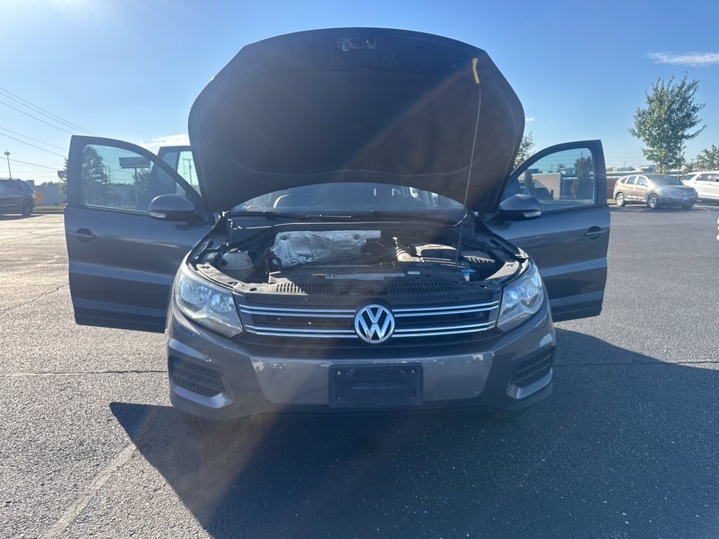 Used 2017 Gray Volkswagen 2.0T S image 14