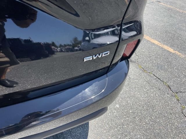 Used 2025 Black Metallic Ford ST-Line Select image 5