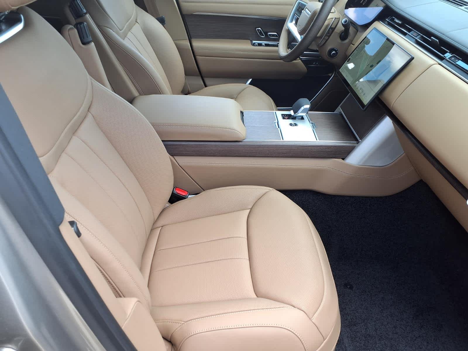 New 2026 Batumi Gold Land Rover SE image 11
