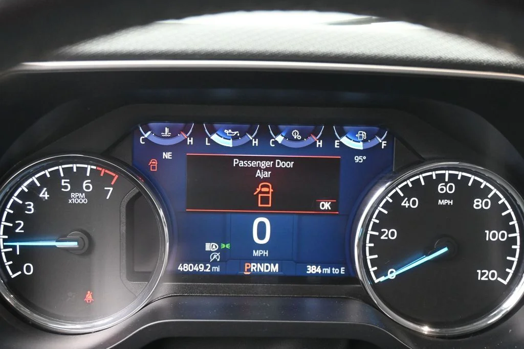 Used 2023 Gray Ford XLT image 17