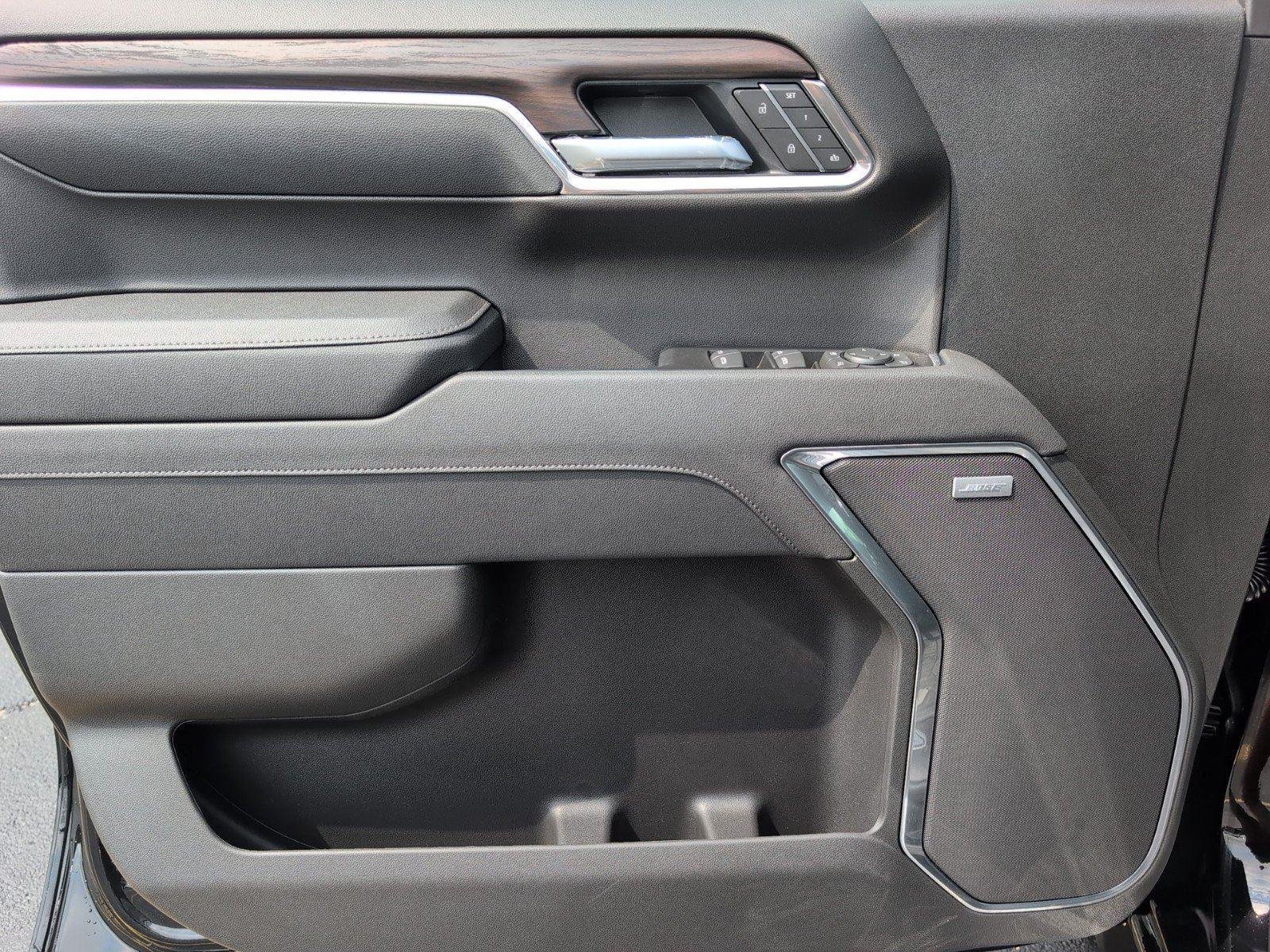 New 2026 Onyx Black GMC SLT image 20