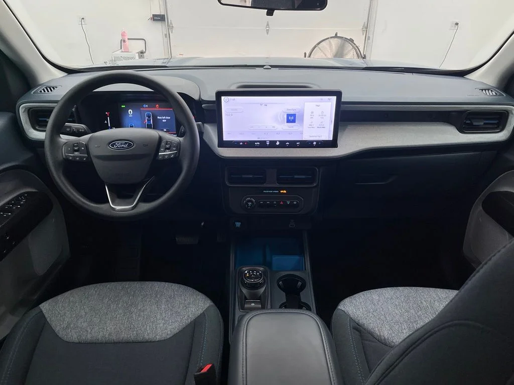 Used 2025 Gray Ford XLT image 4