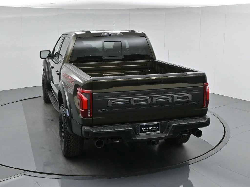 New 2026 Shelter Green Ford Raptor image 43