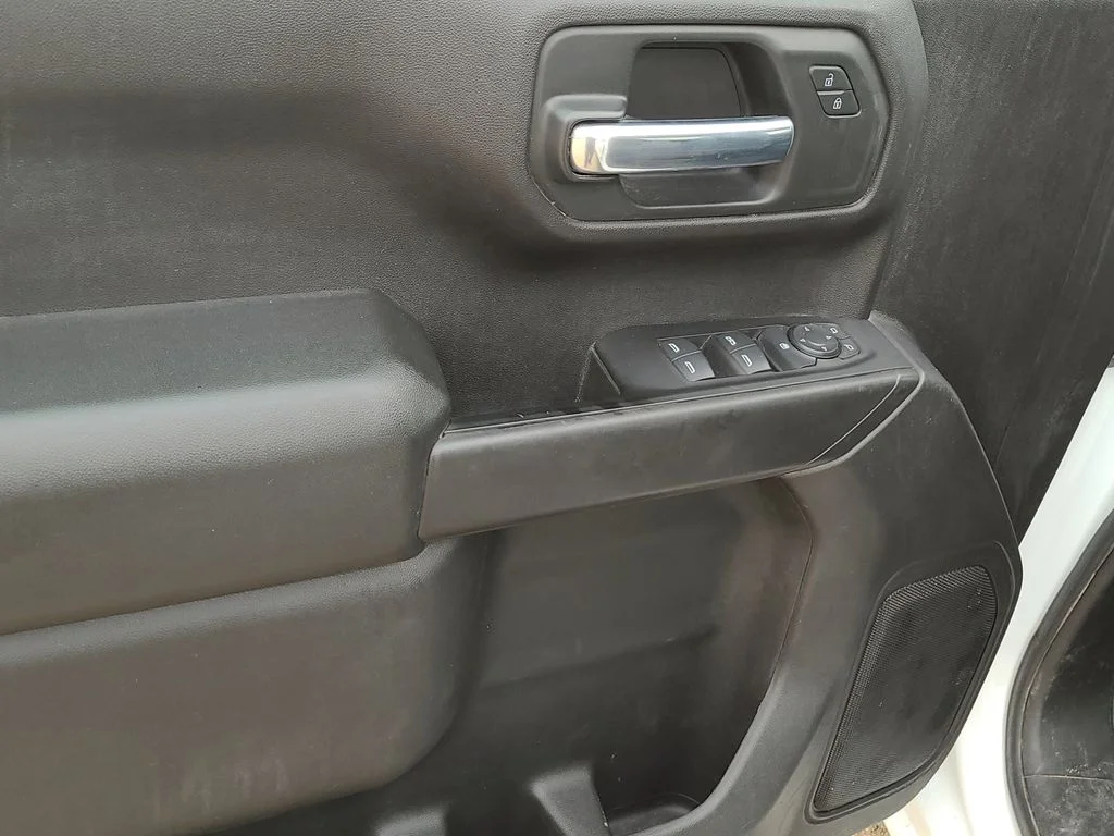 Used 2023 White Chevrolet WT image 18