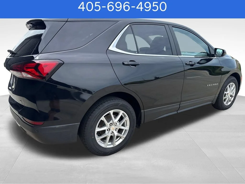 Pre-Owned 2022 Chevrolet Equinox LT