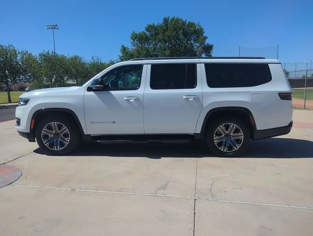 Used 2024 White Jeep Series II image 4