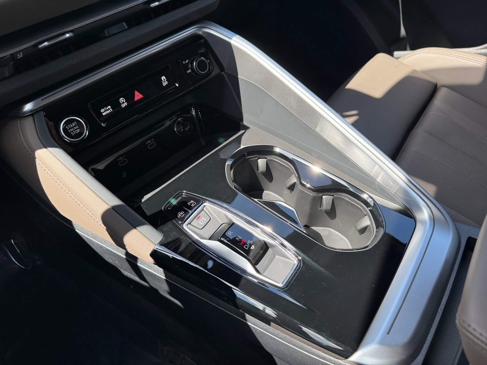 New 2026 Daytona Gray Pearl Effect Audi Prestige 2.0 TFSI quattro image 13