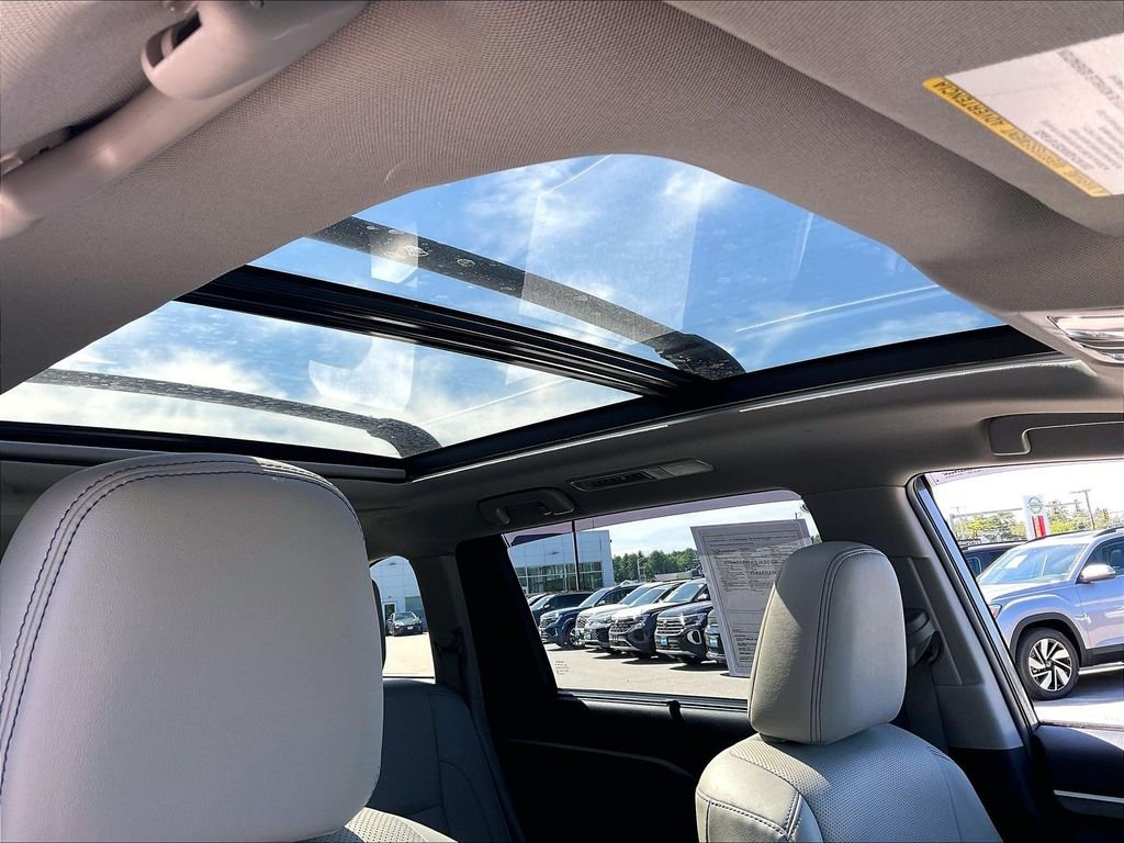 Used 2019 Predawn Gray Mica Toyota Limited Platinum image 22