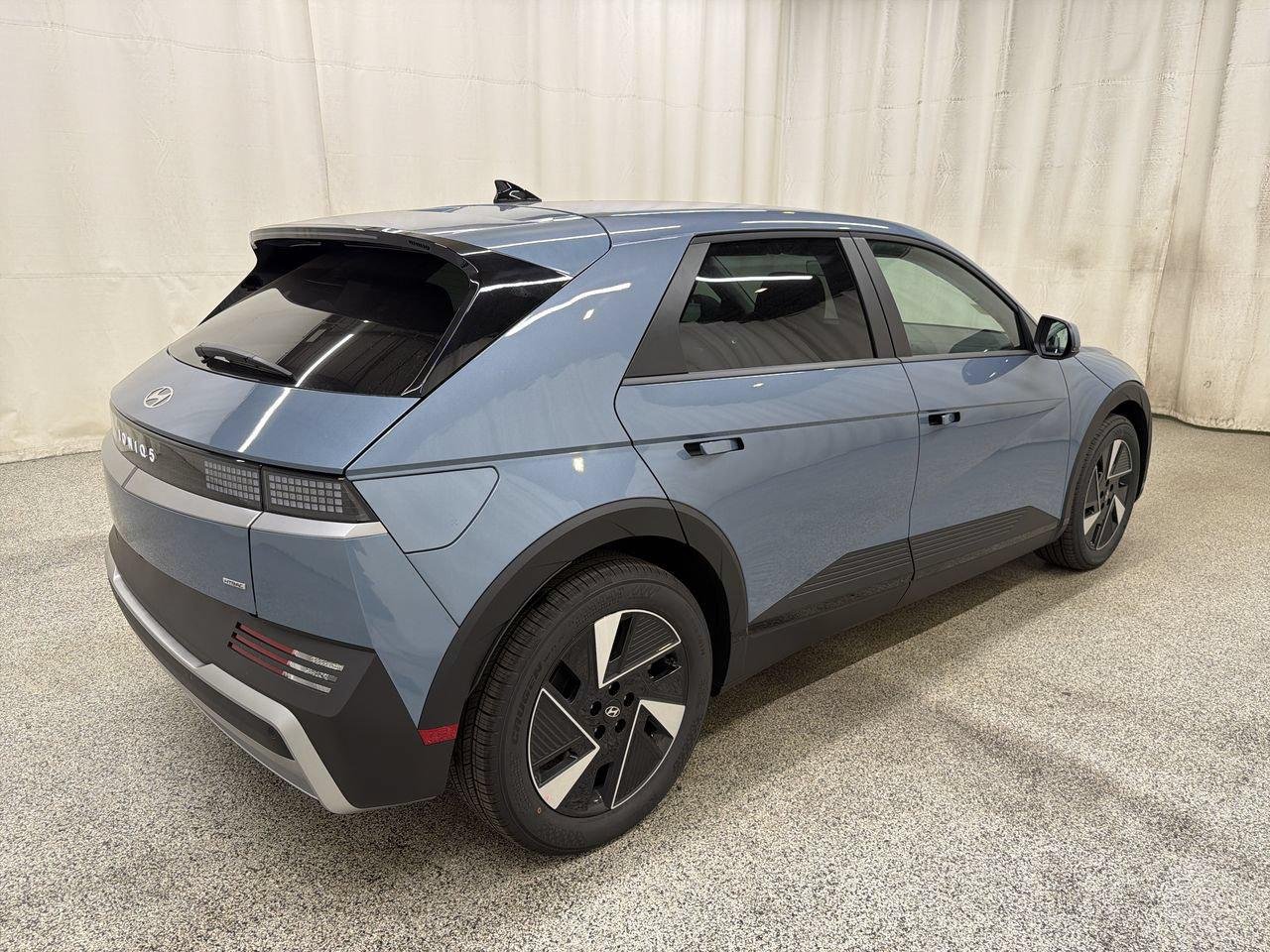 New 2026 Lucid Blue Hyundai SEL image 8