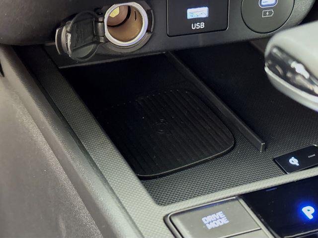 2025 Hyundai Elantra Blue - Photo 31