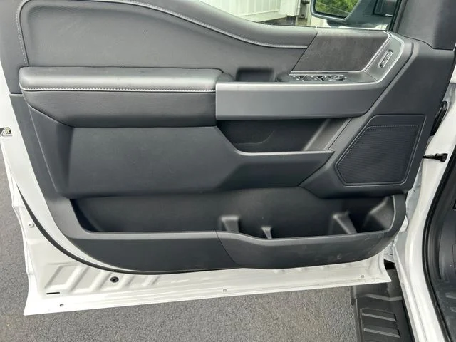 New 2026 Oxford White Ford XLT image 10