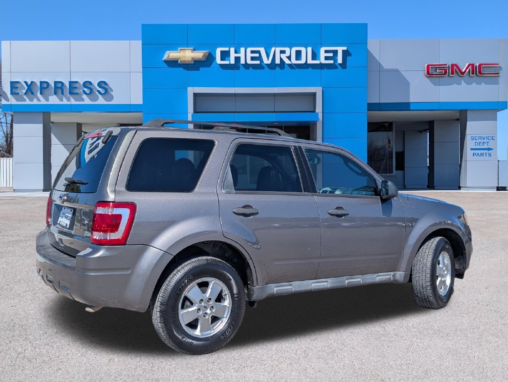 Used 2012 Gray Ford XLT image 3