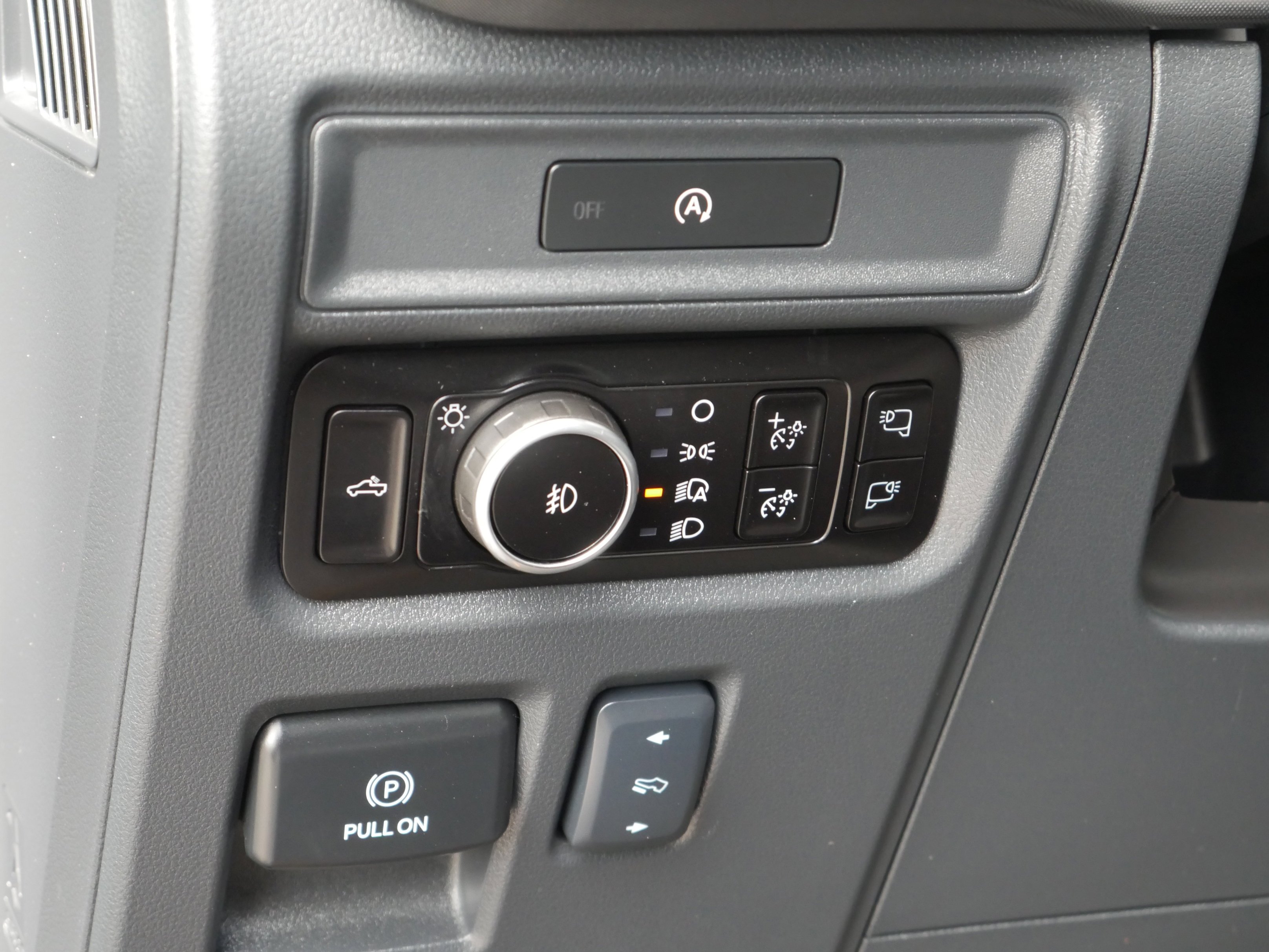 Certified Used 2025 Gray Ford Tremor image 6