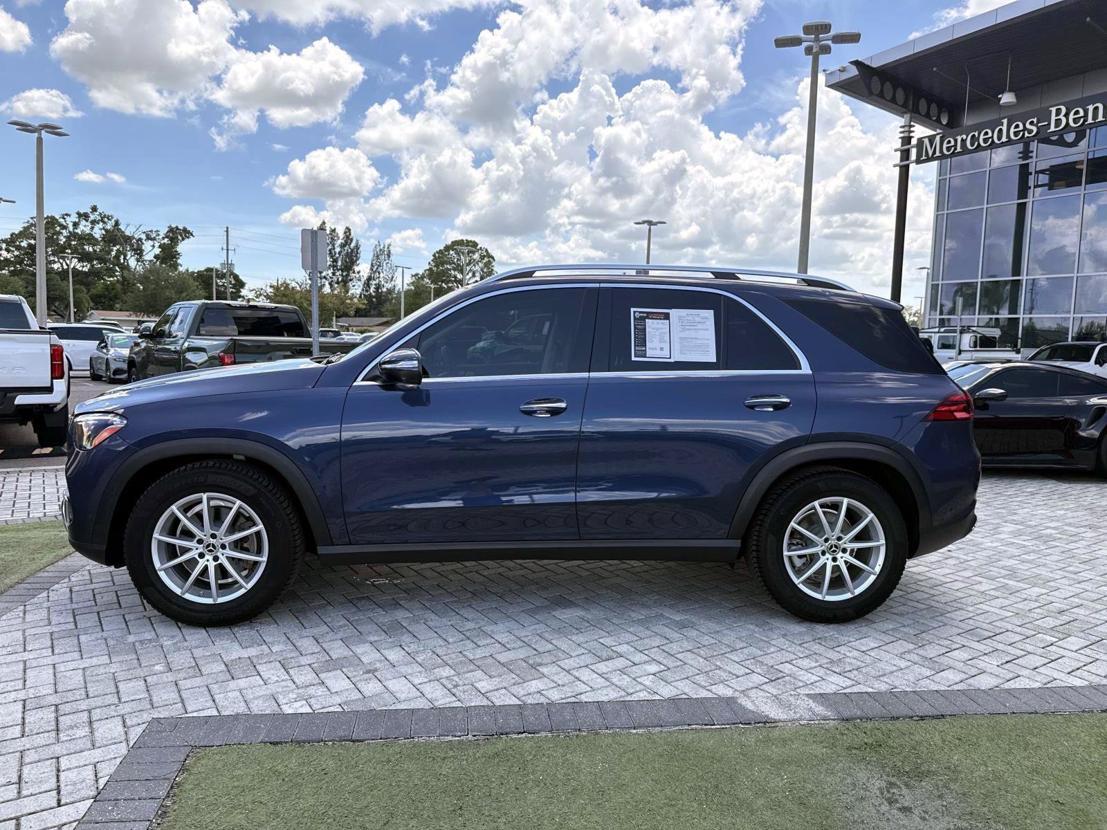 2025 Mercedes-Benz GLE GLE350 - Photo 3