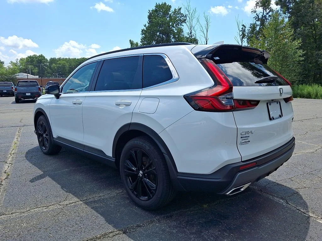Certified Used 2024 Platinum White Pearl Honda Sport Touring image 4