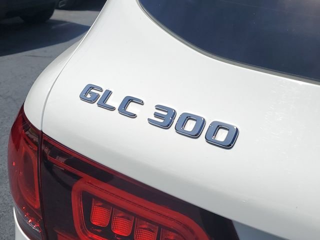 Used 2021  Mercedes-Benz GLC 300 image 7