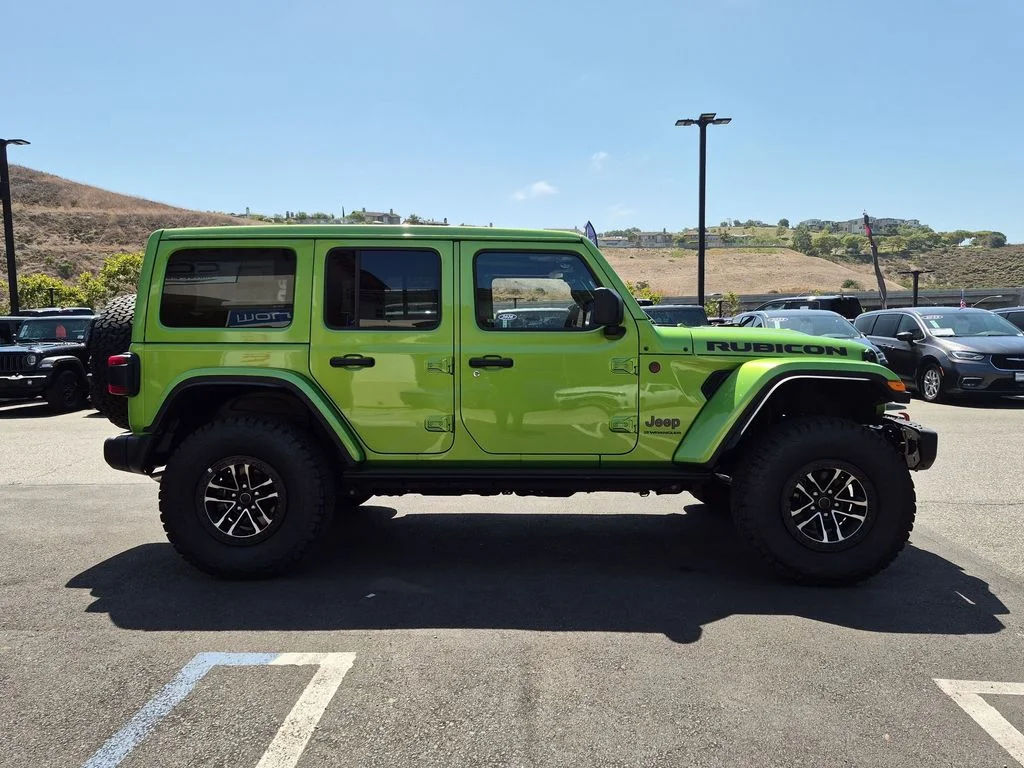 New 2026 Mojito Clear-Coat Exterior Paint Jeep Rubicon X image 4