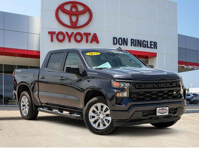 2023 Chevrolet Silverado 1500 Custom