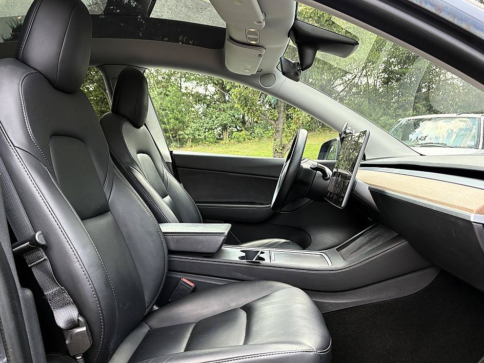 Used 2021 Midnight Silver Metallic Tesla Long Range image 13