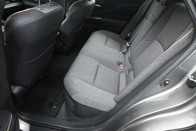 Used 2023  Toyota XLE image 18