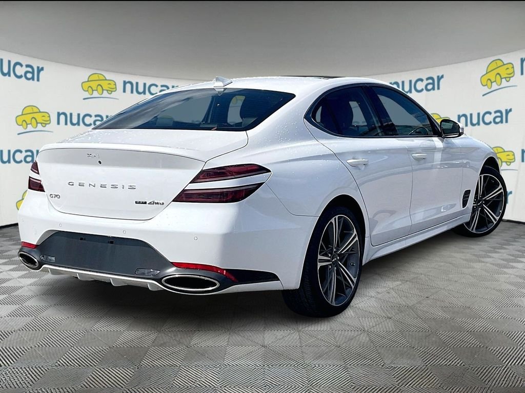 Used 2025 White Genesis 3.3T Sport Advanced image 6