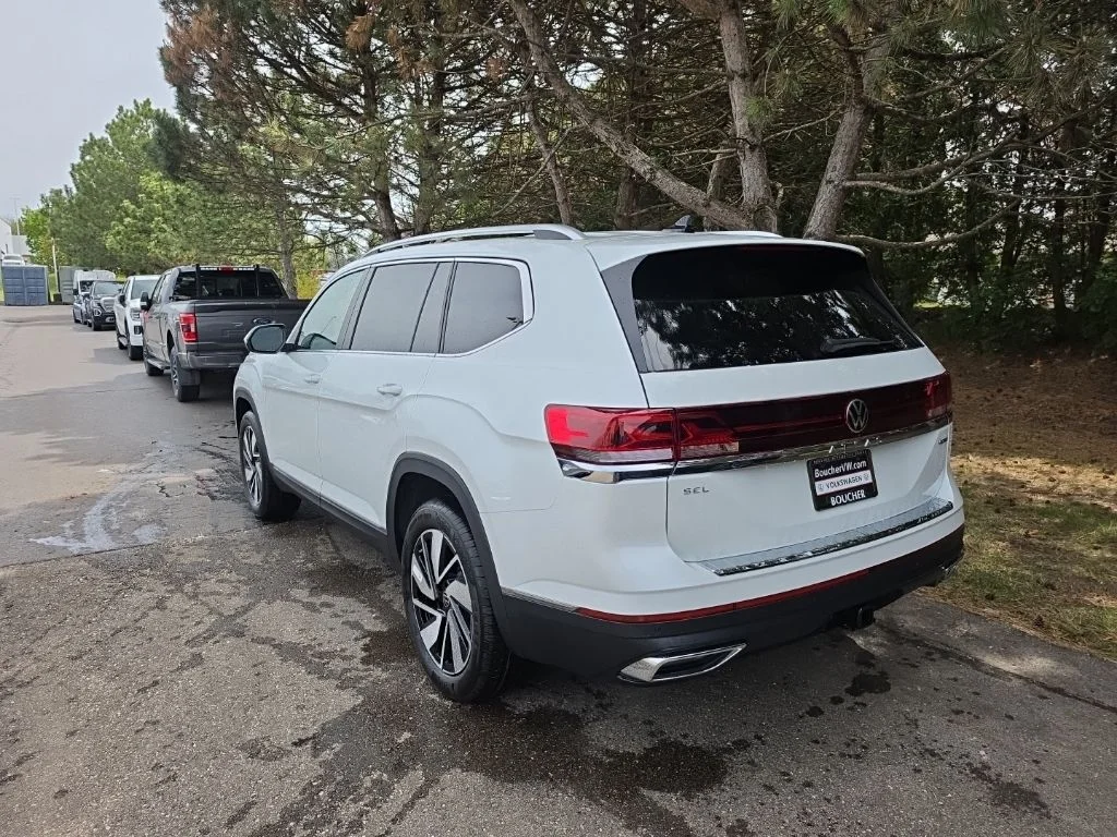 New 2026 Opal White Pearl Volkswagen 2.0T SEL image 3