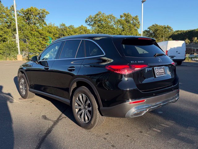 Certified Used 2026 Black Mercedes-Benz GLC 300 image 5