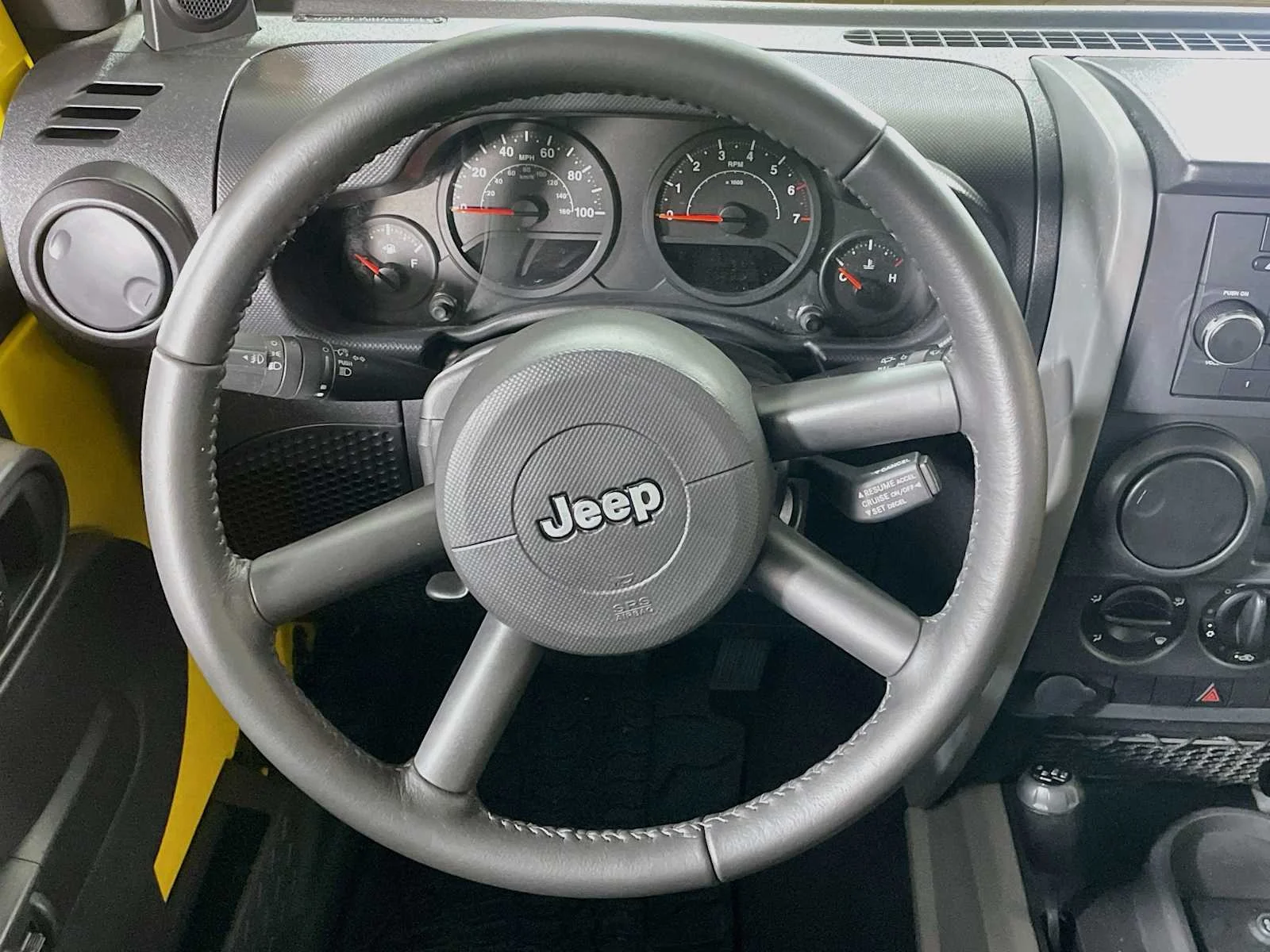 Used 2009 Detonator Yellow Jeep X image 9