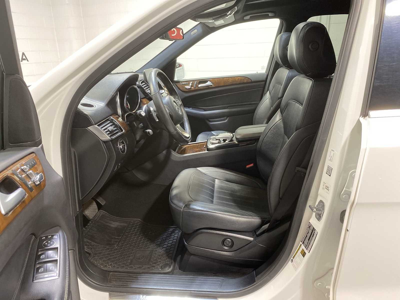 Used 2019 Mercedes-Benz GLS-Class GLS450 with VIN 4JGDF6EE1KB220483 for sale in Verona, NJ
