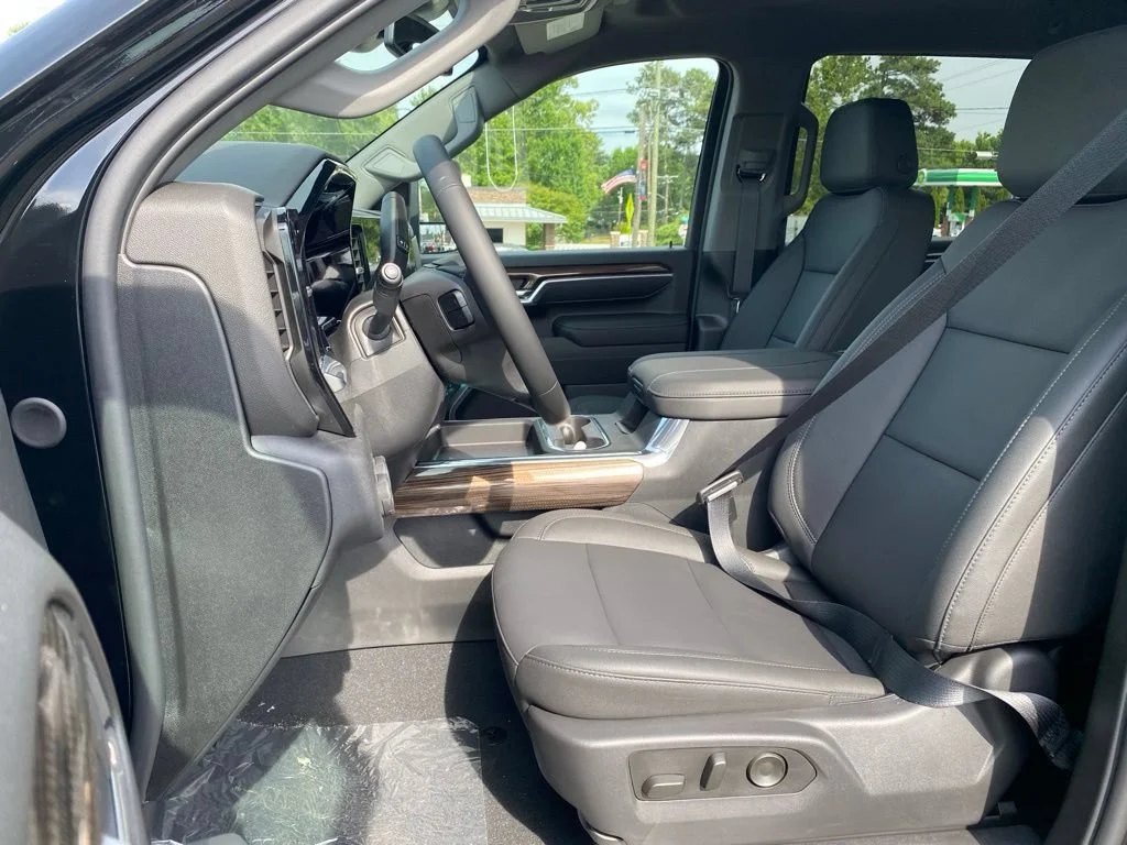 New 2026 Black Chevrolet LT image 10