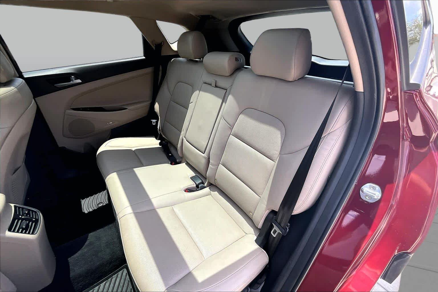 Used 2017 Ruby Wine Hyundai Limited image 19