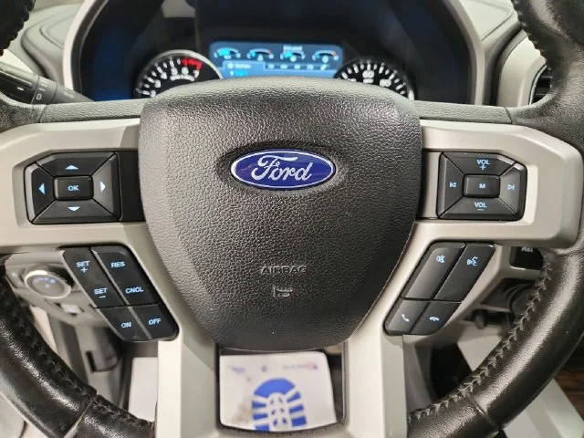 Used 2018 White Platinum Ford Lariat image 17