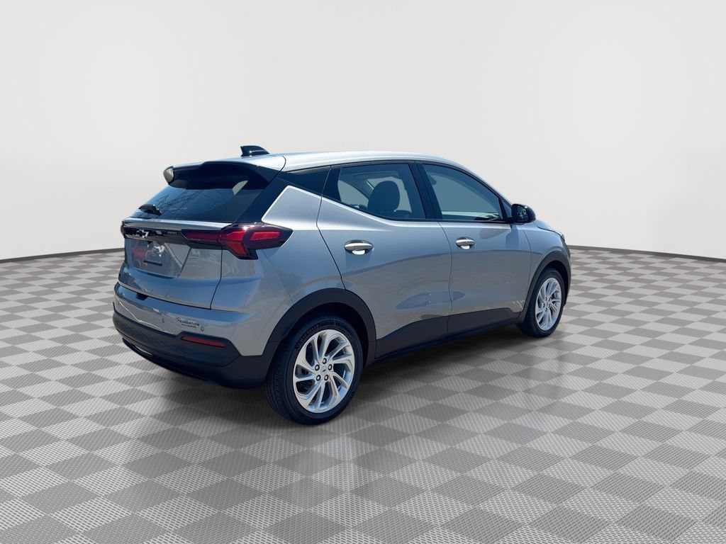 New 2027 Sterling Grey Metallic Chevrolet LT image 9