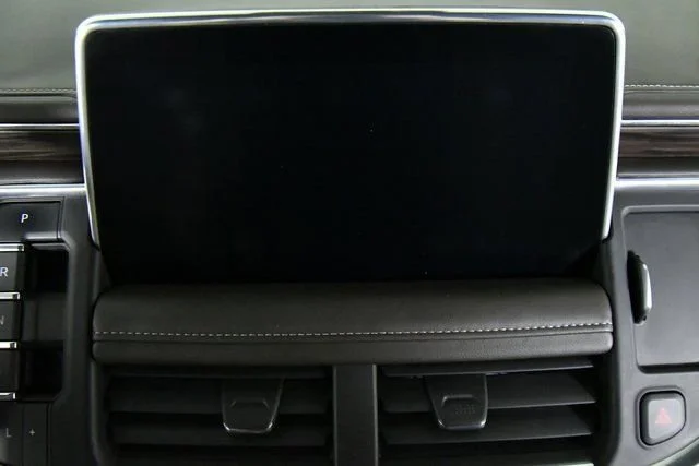 Used 2021 Summit White Chevrolet Z71 image 4