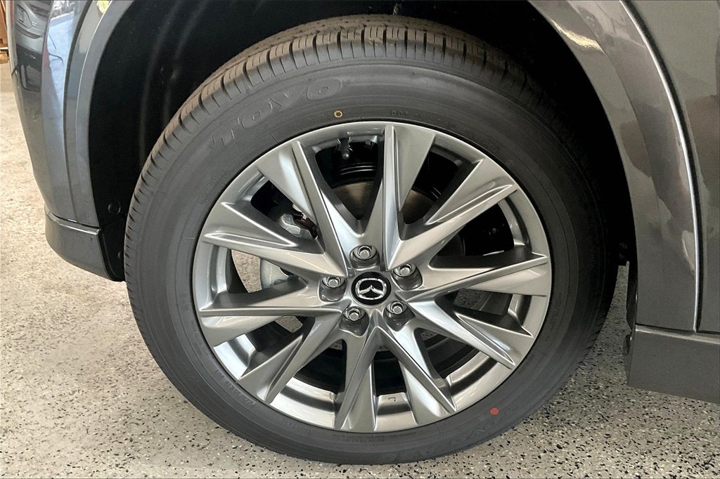 2025 MAZDA CX-5 - Image 11