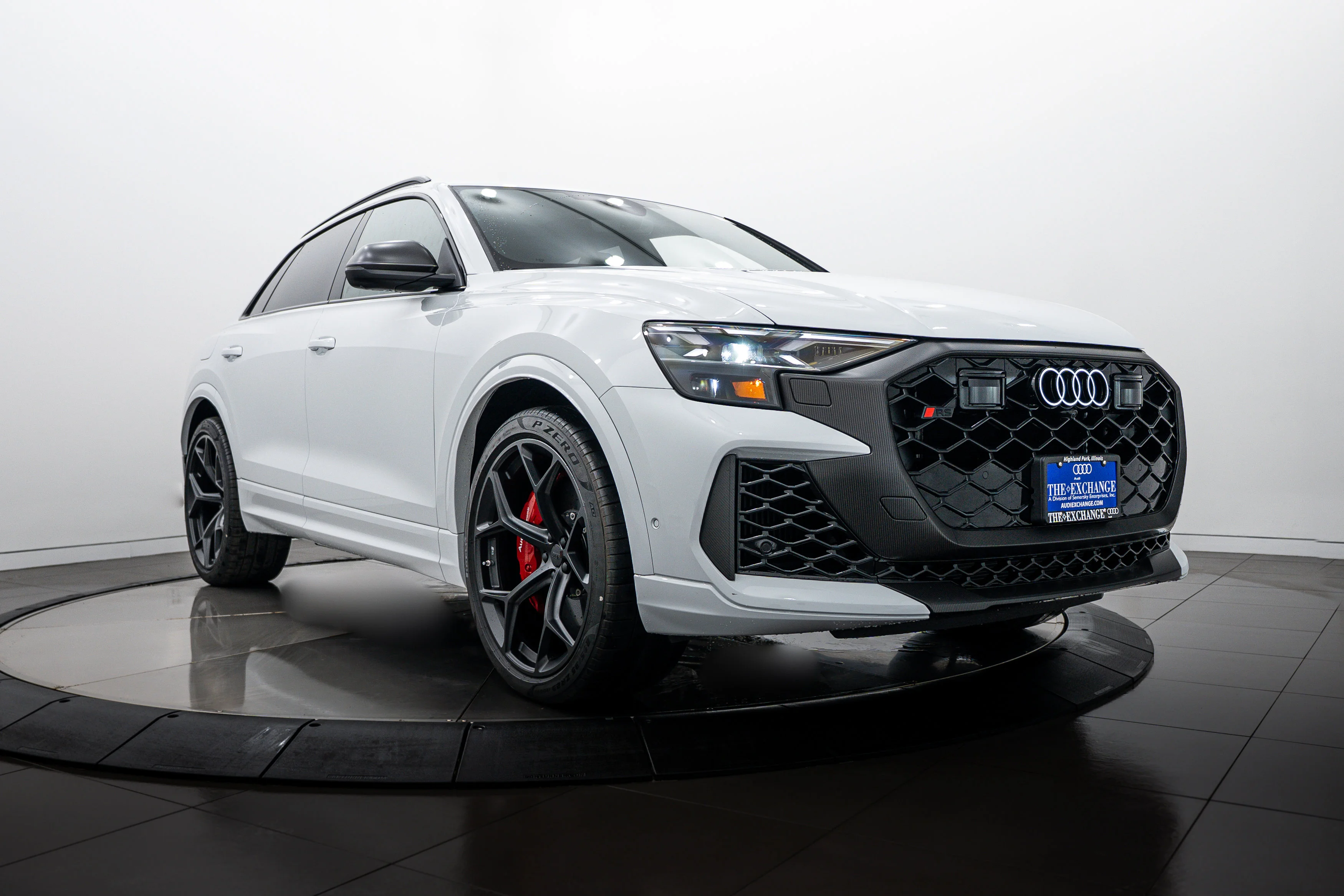2026 Audi RS Q8 -'s photo