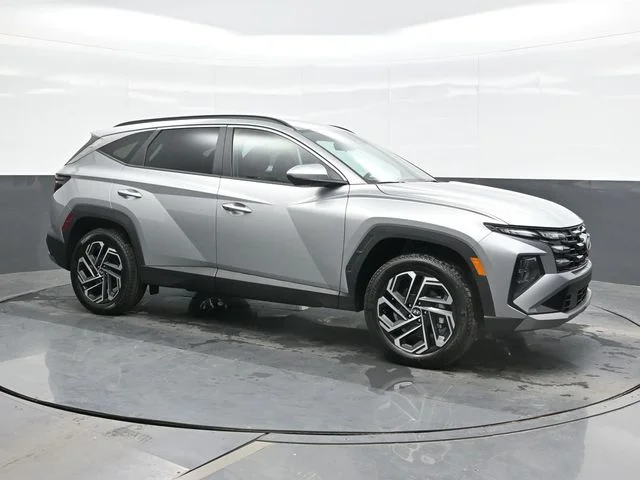 New 2026 Silver Hyundai SEL Plus image 7