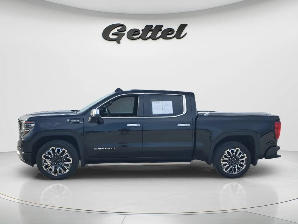 Used 2024 Onyx Black GMC Denali Ultimate image 8